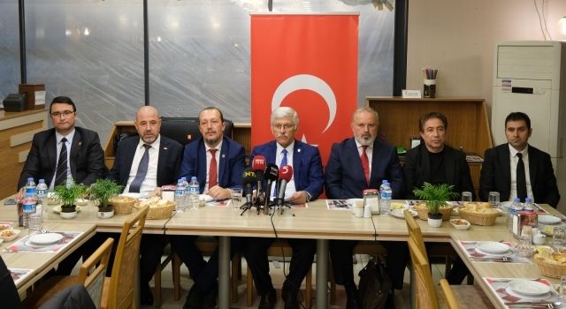 Ali Eroğlu, Veteriner Hekimler Birliği Başkanlığı için Adaylığını Açıkladı  