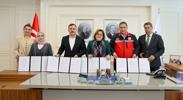 Arı Yetiştiricileri İçin Gaziantep’te Yeni Bir Tesis Kuruluyor  