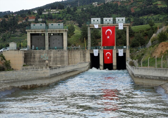 Tarım ve Orman Bakanı Vahit Kirişci: Susuz tarım topraklarımız kalmasın istiyoruz